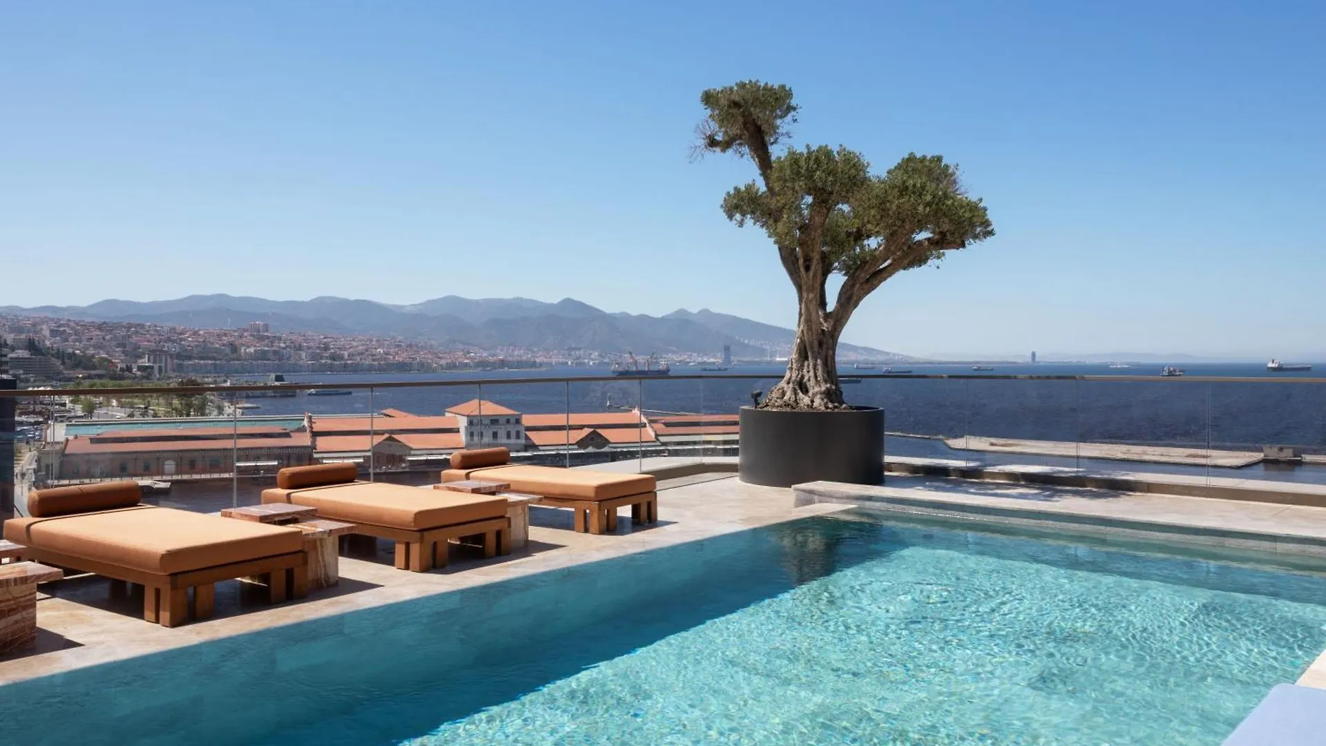 Izmir Marriott Hotel