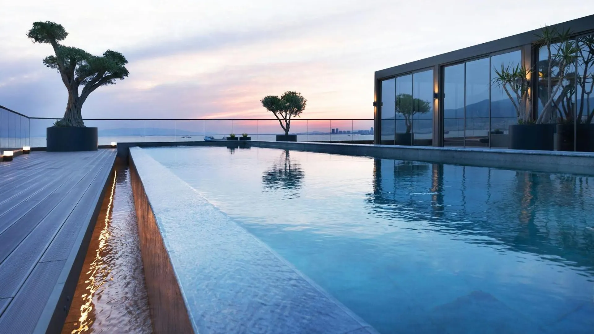*****  Izmir Marriott Hotel טורקיה